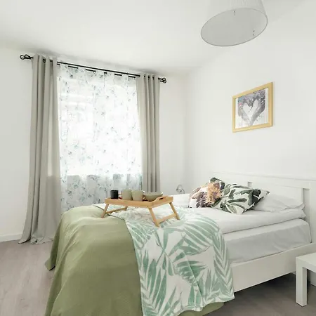 Wyjatkowy Z Parkingiem By Renters アパート